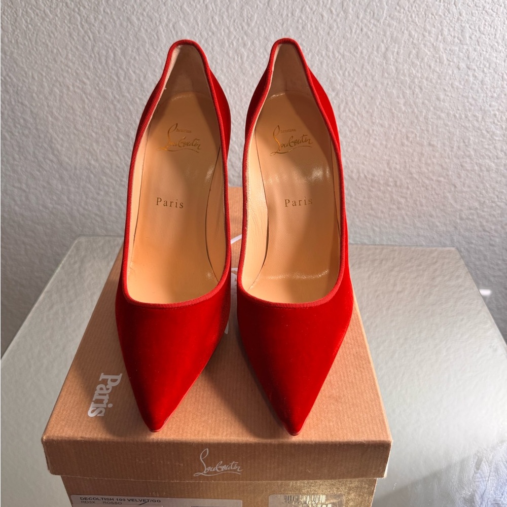 Christian Louboutin Velvet Pump